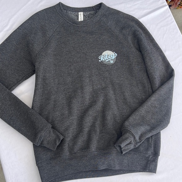 Riley’s LB crewneck sweater - Picture 1 of 4